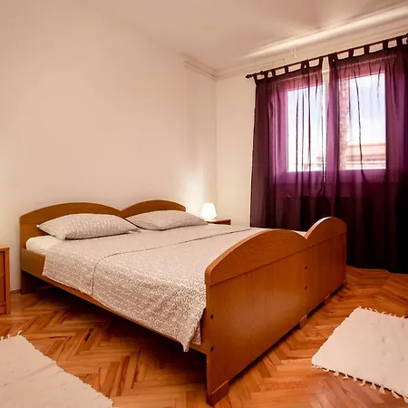 In - Istrien 11487 * Rovinj